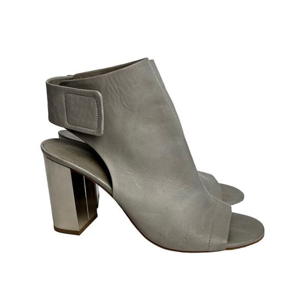 Vince Womens Faye Block Heel Ankle Strap Booties Shoes Gray Leather Size 9.5 - Picture 1 of 11